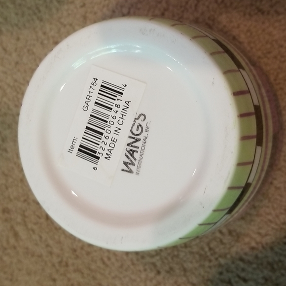 Wangs International porcelain vase - Picture 3 of 6